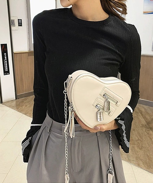 Passion（パッション）の「ハート　ショルダーバッグ（ショルダーバッグ・レディース・ブラック/ブラウン/レッド/ライトグリーン/ホワイト・FREE）」の10枚目の写真