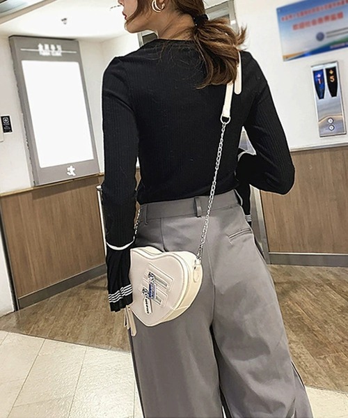 Passion（パッション）の「ハート　ショルダーバッグ（ショルダーバッグ・レディース・ブラック/ブラウン/レッド/ライトグリーン/ホワイト・FREE）」の11枚目の写真