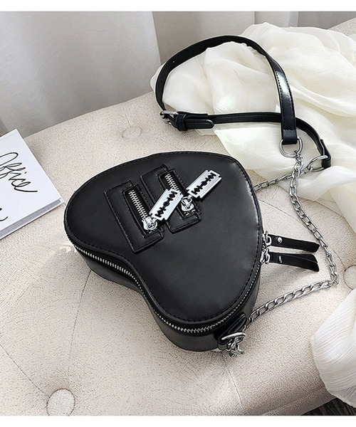 Passion（パッション）の「ハート　ショルダーバッグ（ショルダーバッグ・レディース・ブラック/ブラウン/レッド/ライトグリーン/ホワイト・FREE）」の15枚目の写真