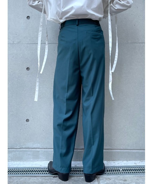 Chikashitsu +(チカシツプラス)の「【Chikashitsu +/チカシツプラス】2 button slacks/2ボタン スラックス センタープレス デザイン パンツ(スラックス・メンズ・ブラック/ブラウン/グレー/グリーン・S/M)」の6枚目の写真