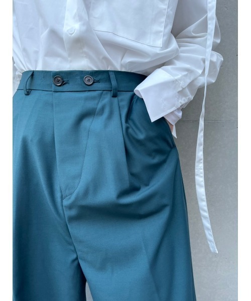 Chikashitsu +(チカシツプラス)の「【Chikashitsu +/チカシツプラス】2 button slacks/2ボタン スラックス センタープレス デザイン パンツ(スラックス・メンズ・ブラック/ブラウン/グレー/グリーン・S/M)」の9枚目の写真
