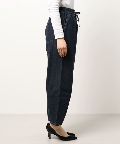 Samansa Mos2 blue(サマンサモスモスブルー)の「デニムワイドパンツ(デニムパンツ・レディース・ネイビー/サックスブルー/キナリ・フリ-)」の4枚目の写真