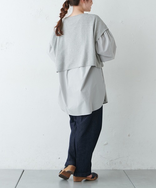 PUAL CE CIN(ピュアルセシン)の「布帛インナーブラウス付ニットベスト(ニット/セーター・レディース・キナリ/グレー・FREE)」の10枚目の写真