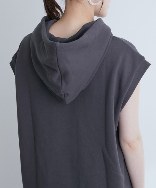 VIS(ビス)の「【WEB限定】ミニ裏毛フレンチスリーブパーカー(パーカー・レディース・オフホワイト/スミクロ/ブルー系その他6・FREE)」の8枚目の写真