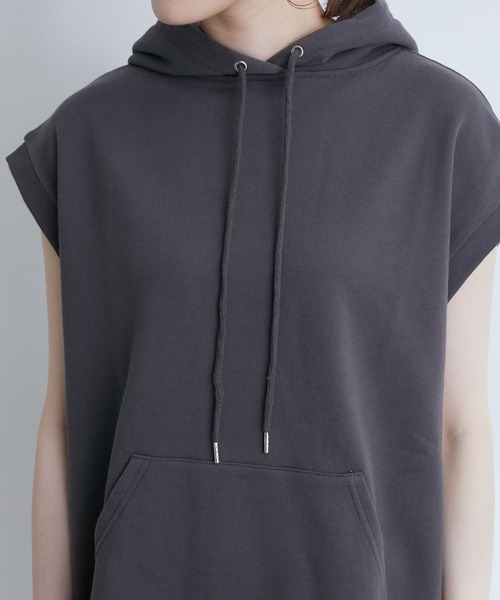 VIS(ビス)の「【WEB限定】ミニ裏毛フレンチスリーブパーカー(パーカー・レディース・オフホワイト/スミクロ/ブルー系その他6・FREE)」の9枚目の写真