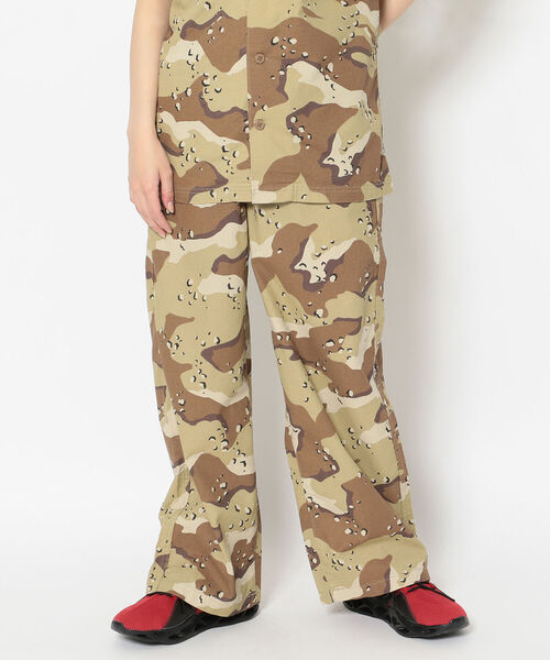 AVIREX（アヴィレックス）の「リラックスイージーパンツ/ RELAX EASY PANTS（その他パンツ・レディース・グリーン系カモフラージュ/Nat・FREE）」の18枚目の写真