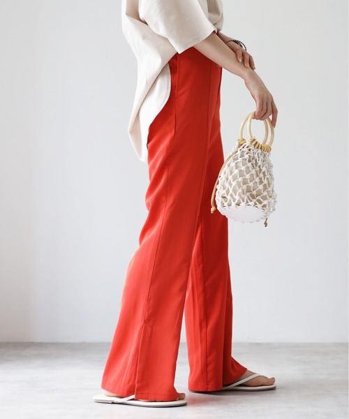 4youstory（フォーユーストーリー）の「薄エステルツイルカラーフレアパンツ（その他パンツ・レディース・オフホワイト/イエロー/オレンジ/グリーン・FREE）」の4枚目の写真