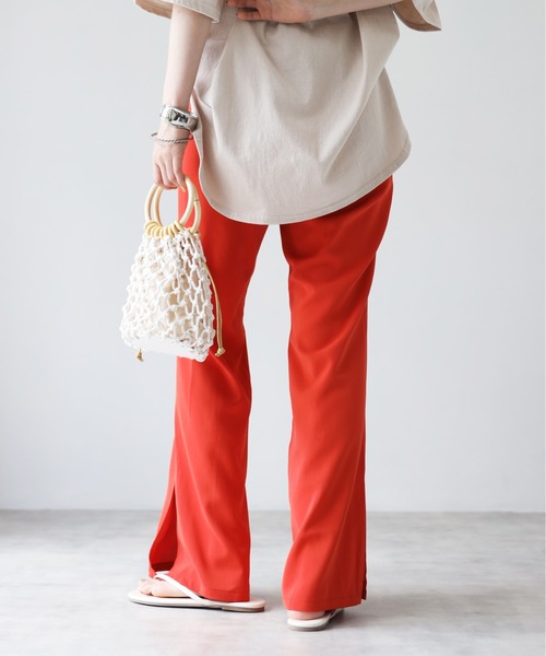 4youstory（フォーユーストーリー）の「薄エステルツイルカラーフレアパンツ（その他パンツ・レディース・オフホワイト/イエロー/オレンジ/グリーン・FREE）」の13枚目の写真