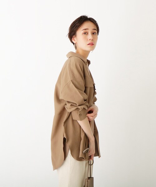 OPAQUE.CLIP（オペークドットクリップ）の「◆CAFFISI ドレープツイル リラクシーシャツジャケット【WEB限定カラー・サイズ】（シャツ/ブラウス・レディース・サンドベージュ/ブラック系7/ガンメタ/キャメル・42/38/40）」の10枚目の写真