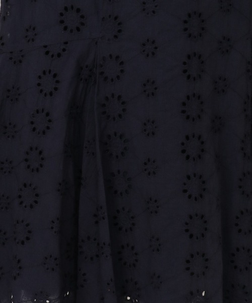 REDYAZEL（レディアゼル）の「コットンレース柄ドッキングフレアスカート（スカート・レディース・ネイビー/レッド/オフホワイト・SMALL/MEDIUM）」の14枚目の写真