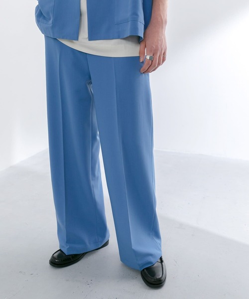 URBAN RESEARCH(アーバンリサーチ)の「URBAN RESEARCH iD T/Rワイドフレアパンツ(その他パンツ・メンズ・ブラック/ブルー/ホワイト系その他・MEDIUM/LARGE)」の1枚目の写真