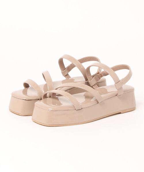 ems excite（エムズエキサイト）の「プラットフォームサンダル（サンダル・レディース・ブラック/ベージュ/アイボリー・MEDIUM/LARGE）」の15枚目の写真