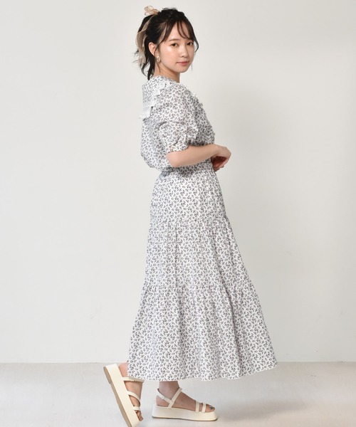 ems excite（エムズエキサイト）の「プラットフォームサンダル（サンダル・レディース・ブラック/ベージュ/アイボリー・MEDIUM/LARGE）」の7枚目の写真