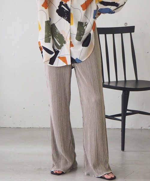 tiptop（ティップトップ）の「サテンミニプリーツセミフレアパンツ（その他パンツ・レディース・ブラック/イエロー/アイボリー/グレイッシュベージュ/モカ/ブルー/グリーン・FREE）」の5枚目の写真