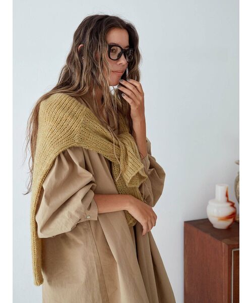 Ungrid(アングリッド)の「スキッパーボリュームワンピース(ワンピース・レディース・オフホワイト/ベージュ/ブラック・FREE)」の7枚目の写真