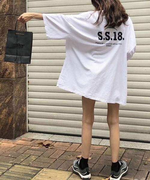 meJane(ミージェーン)の「S.S.18.ボックスロゴバックプリントTシャツ【ZOZOTOWN限定】(Tシャツ/カットソー・レディース・ホワイト/ブルー・FREE)」の6枚目の写真