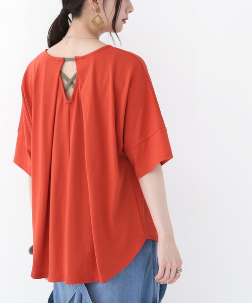 osharewalker(オシャレウォーカー)の「【廃盤】『バックデザインカットソー』(Tシャツ/カットソー・レディース・オレンジ/パープル/オフホワイト/ブルーグリーン/ブラック・FREE)」の7枚目の写真