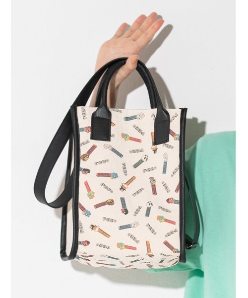 fifth calin（フィフスカラン）の「【PEZ×calin】総柄スクエアショルダーバッグ（ショルダーバッグ・レディース・ブラック/ベージュ・FREE）」の22枚目の写真