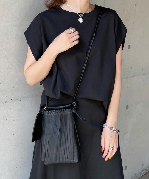 DouDou（ドゥドゥ）の「セットアップ サイドタックプルオーバー（Tシャツ/カットソー・レディース・ブラック/イエロー/ブルー・FREE）」の20枚目の写真