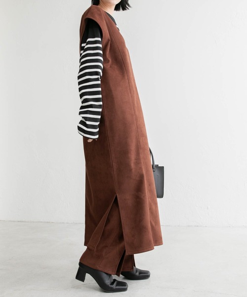 BONLECILL(ボンルシール)の「スウェードライクフロントスリットパンツ(その他パンツ・レディース・チャコールグレー/キャメル/ベージュ/ブラウン・FREE)」の11枚目の写真