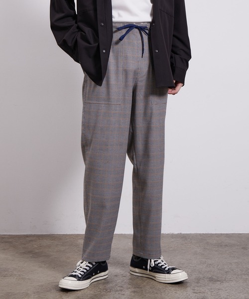 JUNRED（ジュンレッド）の「チェックリラックステーパードパンツ（スラックス・メンズ・ベージュ/グレー・LL/M/L）」の6枚目の写真