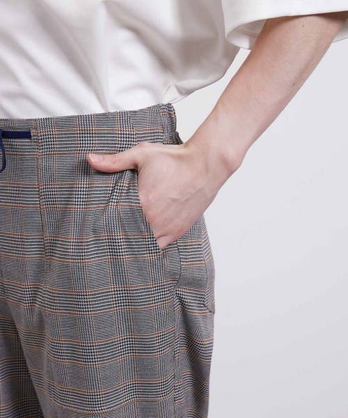 JUNRED（ジュンレッド）の「チェックリラックステーパードパンツ（スラックス・メンズ・ベージュ/グレー・LL/M/L）」の20枚目の写真