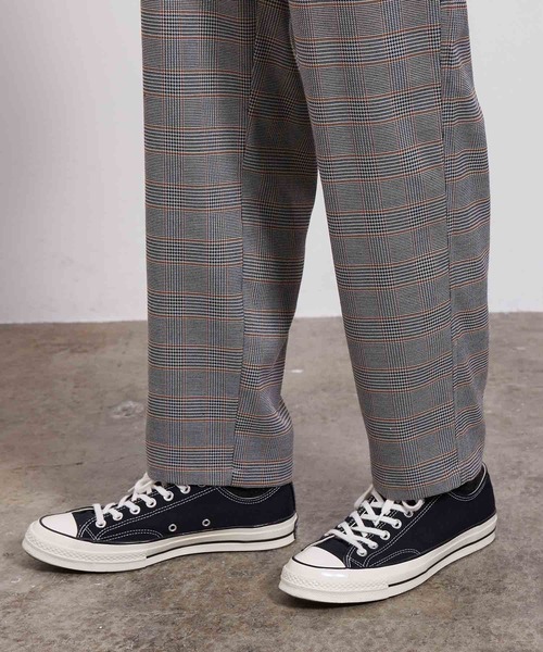 JUNRED（ジュンレッド）の「チェックリラックステーパードパンツ（スラックス・メンズ・ベージュ/グレー・LL/M/L）」の21枚目の写真
