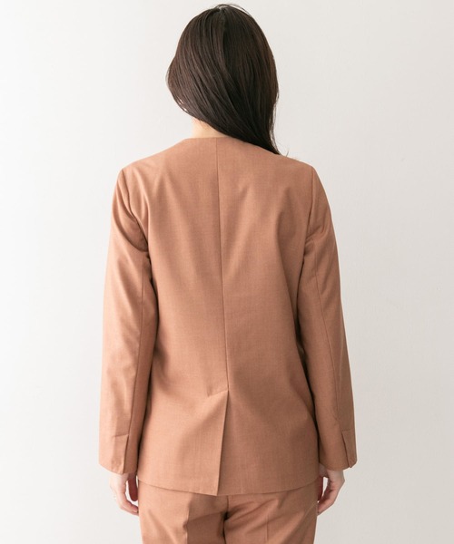 KBF+（ケービーエフプラス）の「KBF+　Vネックノーカラーベルトジャケット∴（ノーカラージャケット・レディース・ベージュ・ONE）」の4枚目の写真