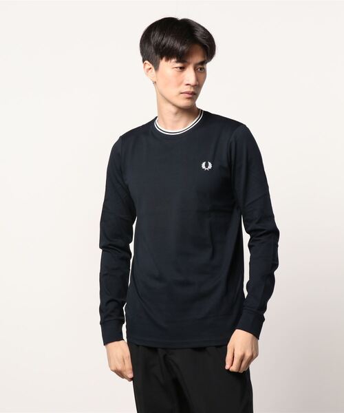 FRED PERRY(フレッドペリー)の「Twin Tipped Long Sleeve T-Shirt/フレッドペリーロンT(Tシャツ/カットソー・レディース・ブラック/ネイビー/オフホワイト/グリーン/ネイビー系/オリーブ/モカ/ホワイト/ブラウン/ネイビー系1/アイボリー/モスグリーン/ブラウン系その他/ホワイト系その他/ネイビー系2/ネイビー系3/ホワイト系その他2/ホワイト系その他3/ネイビー系4/ブラック系その他/ブラック系その他2・S/M/L/XL)」の16枚目の写真