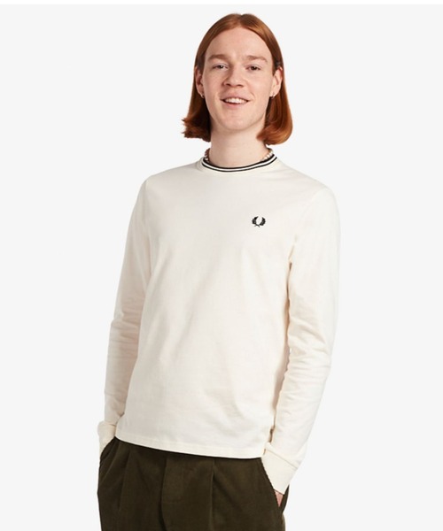 FRED PERRY(フレッドペリー)の「Twin Tipped Long Sleeve T-Shirt/フレッドペリーロンT(Tシャツ/カットソー・レディース・ブラック/ネイビー/オフホワイト/グリーン/ネイビー系/オリーブ/モカ/ホワイト/ブラウン/ネイビー系1/アイボリー/モスグリーン/ブラウン系その他/ホワイト系その他/ネイビー系2/ネイビー系3/ホワイト系その他2/ホワイト系その他3/ネイビー系4/ブラック系その他/ブラック系その他2・S/M/L/XL)」の3枚目の写真