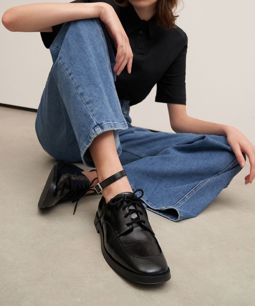 CHARLES & KEITH(チャールズ & キース)の「アンクルストラップ ダービーシューズ / Ankle Strap Derby Shoes(ドレスシューズ・レディース・ブラック/バーガンディー・22.5cm/23cm/23.5cm/24.5cm/25cm/25.5cm)」の19枚目の写真