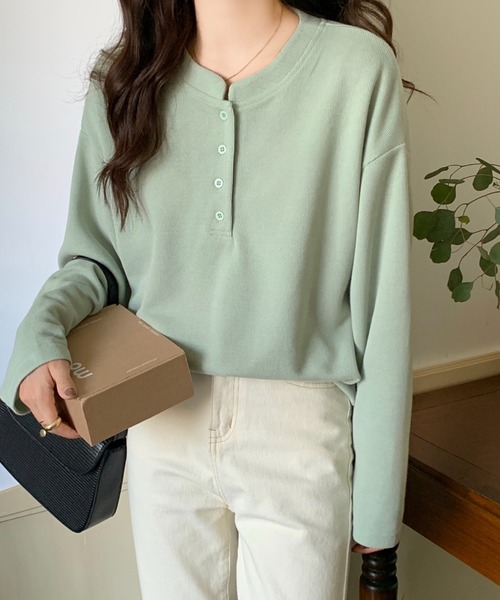 Diosfront（ディオスフロント）の「スタンドネックオーバーサイズカットロンTee（Tシャツ/カットソー・レディース・ライトグリーン/イエロー/ブラック/ブルーグリーン/ボルドー/キャメル/グリーン/ネイビー・M/L/XL）」の16枚目の写真