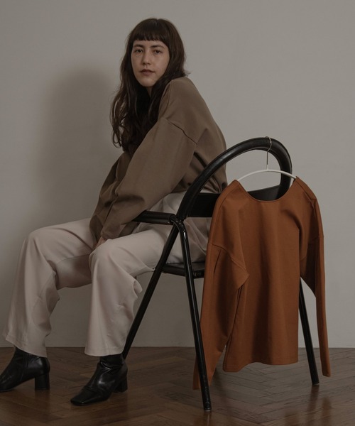 lawgy(ラウジー)の「sleeve tuck cut tops(その他トップス・レディース・ブラウン/キャメル・FREE)」の21枚目の写真