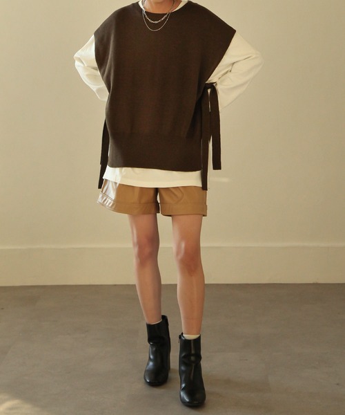 Chillfar（チルファー）の「フェイクレザーショートパンツ（その他パンツ・レディース・ブラック/ベージュ/アイボリー・MEDIUM/LARGE）」の9枚目の写真