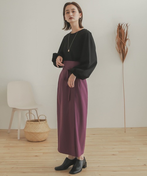 SENSE OF PLACE by URBAN RESEARCH（センスオブプレイスバイアーバンリサーチ）の「ボリュームスリーブスウェットプルオーバー（スウェット・レディース・キャメル/ブラック/ライトベージュ/ライトブルー・ONE）」の13枚目の写真