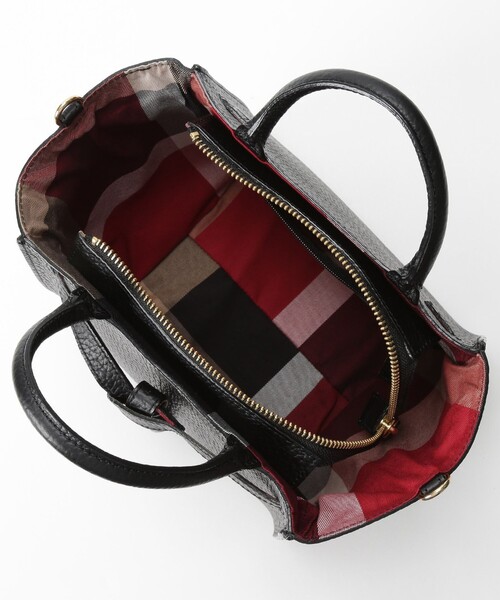 BLUE LABEL CRESTBRIDGE（ブルーレーベルクレストブリッジ）の