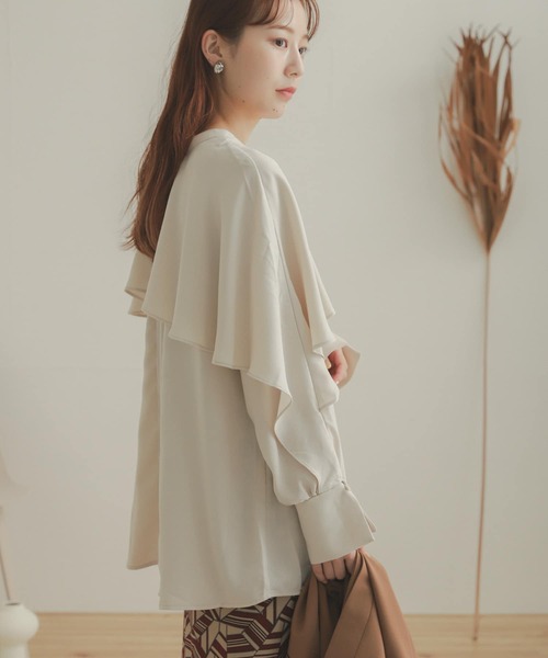 SENSE OF PLACE by URBAN RESEARCH（センスオブプレイスバイアーバンリサーチ）の「フレアケープブラウス（シャツ/ブラウス・レディース・ブラック/アイボリー/キャメル・ONE）」の5枚目の写真