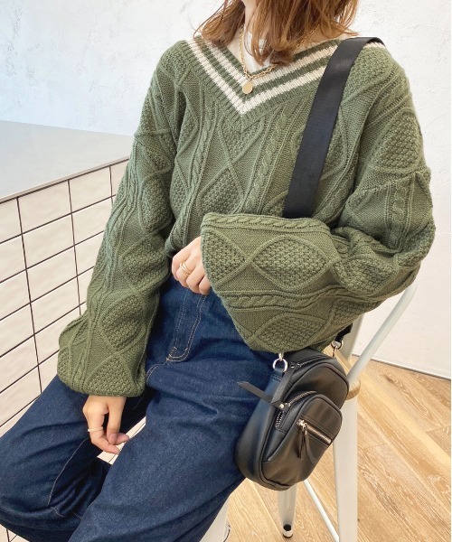 apres jour（アプレジュール）の「ライン入りケーブルニット【ZOZOTOWN限定アイテム】（ニット/セーター・レディース・モカ/グリーン/アイボリー・X-LARGE/フリー）」の3枚目の写真