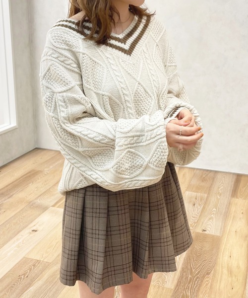 apres jour（アプレジュール）の「ライン入りケーブルニット【ZOZOTOWN限定アイテム】（ニット/セーター・レディース・モカ/グリーン/アイボリー・X-LARGE/フリー）」の14枚目の写真