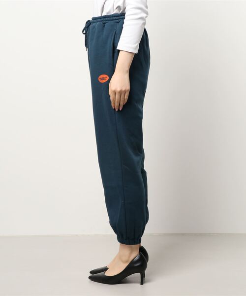nemne store(ネンネストア)の「走り出す裏起毛スウェットパンツ(スウェットパンツ・レディース・ネイビー/グリーン/オートミール・フリー)」の6枚目の写真