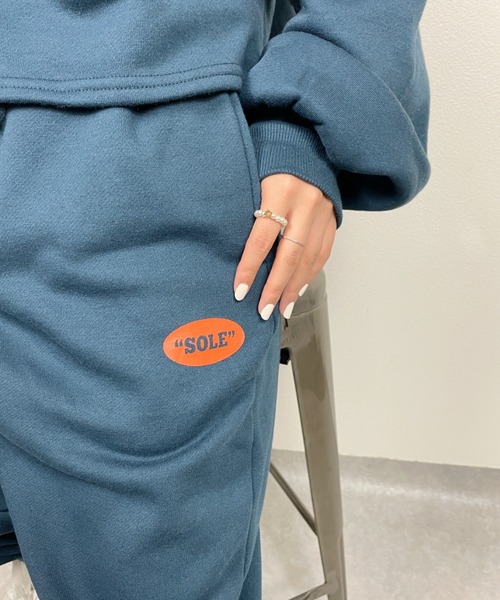 nemne store(ネンネストア)の「走り出す裏起毛スウェットパンツ(スウェットパンツ・レディース・ネイビー/グリーン/オートミール・フリー)」の22枚目の写真