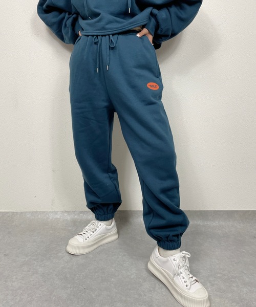 nemne store(ネンネストア)の「走り出す裏起毛スウェットパンツ(スウェットパンツ・レディース・ネイビー/グリーン/オートミール・フリー)」の8枚目の写真