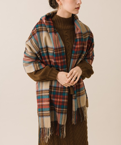KATHARINE ROSS（キャサリンロス）の「【KATHARINE ROSS】カシミヤウールチェック柄ストール（ストール/ショール・レディース・ベージュ/グリーン・MEDIUM）」の5枚目の写真