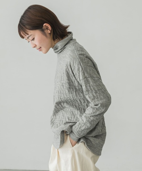 かぐれ(カグレ)の「ウールコットンワイドタートル(Tシャツ/カットソー・レディース・チャコールグレー/ライトグレー・FREE)」の14枚目の写真