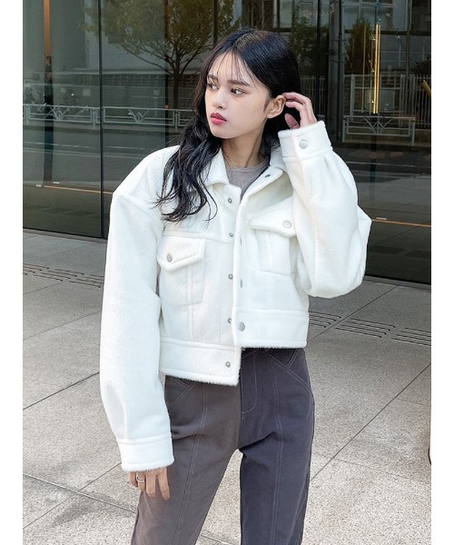 ENVYM（アンビー）の「シャギーショートＪＫ（その他アウター・レディース・ホワイト/ブラック・FREE）」の2枚目の写真