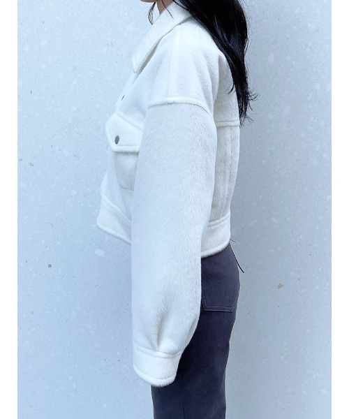 ENVYM（アンビー）の「シャギーショートＪＫ（その他アウター・レディース・ホワイト/ブラック・FREE）」の3枚目の写真