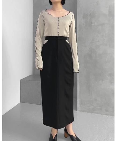 Solace（ソレイス）の「ハイウエストサイドオープンIラインスカート（スカート・レディース・ブラック/ベージュ/ピンク・LARGE/MEDIUM）」の18枚目の写真