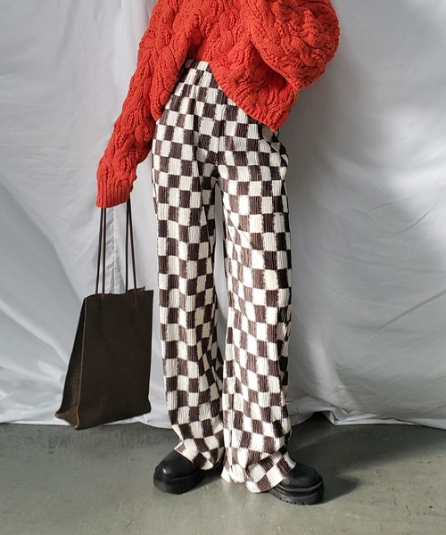 me+em select（ミームセレクト）の「【 ３COLOR 】ブロックチェックスムースベロアパンツ（その他パンツ・レディース・ブラウン/ブラック/グレー・FREE）」の8枚目の写真