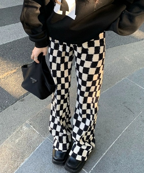 me+em select（ミームセレクト）の「【 ３COLOR 】ブロックチェックスムースベロアパンツ（その他パンツ・レディース・ブラウン/ブラック/グレー・FREE）」の5枚目の写真