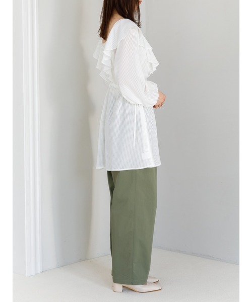 SLURR（スラ―）の「2Wayシアーギンガムフリルチュニック（シャツ/ブラウス・レディース・オフホワイト/ブラック/アイボリー・FREE）」の5枚目の写真